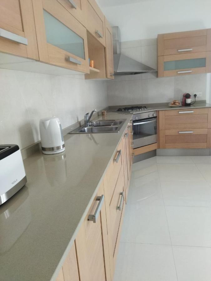 Centrally Located Bugibba - Seaside Comfort *