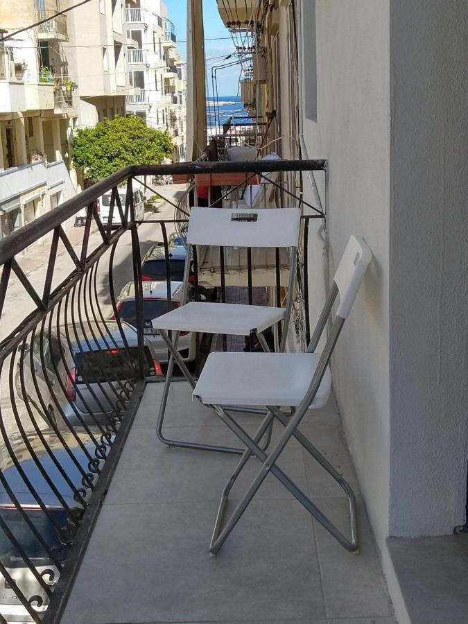 Centrally Located Bugibba - Seaside Comfort Apartment